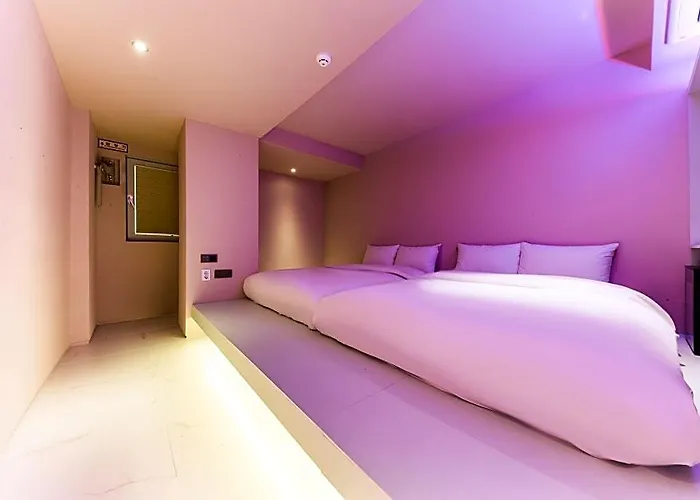 Bobo Hongdae Hotel Seúl
