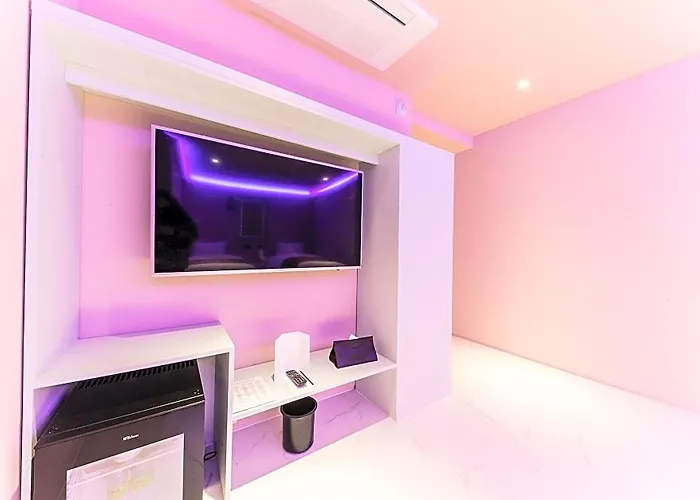 Hotel Bobo Hongdae 2*